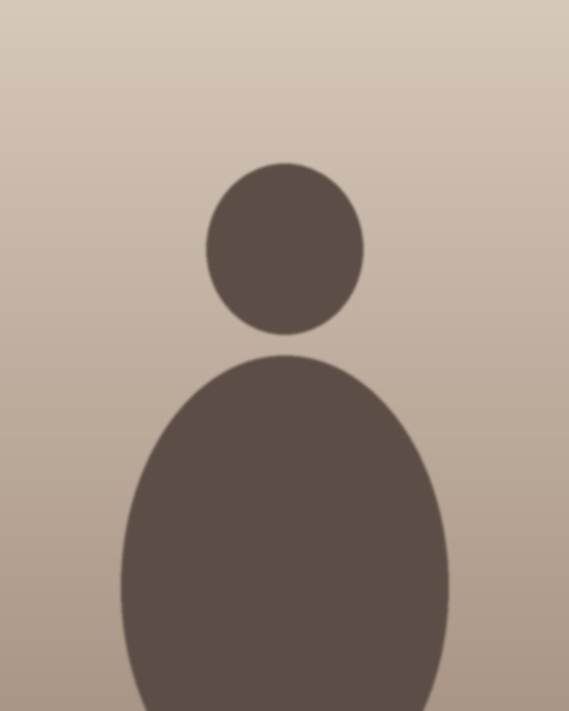 Placeholder portrait: replace with the coach's photo